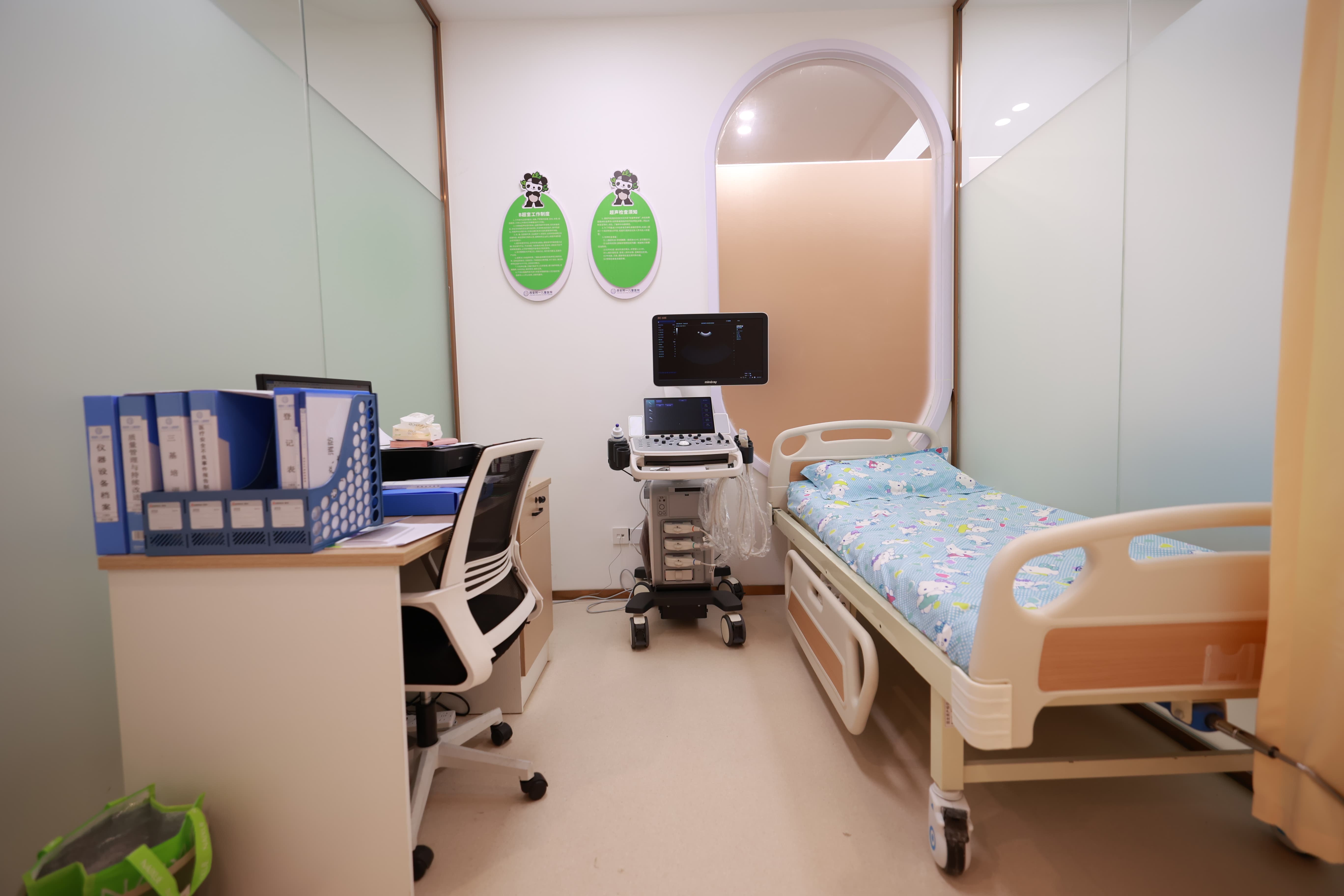 西安儿童抽动症挂什么科，西安附一儿童医院专业治疗发育行为疾病