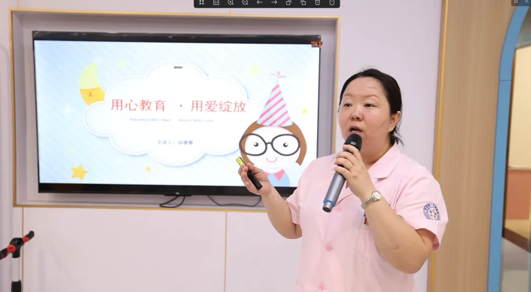 火热！我院迎来暑期就诊高峰，北京天坛医院杨伟力教授会诊现场尽显专业风采，众多家长满意称赞！